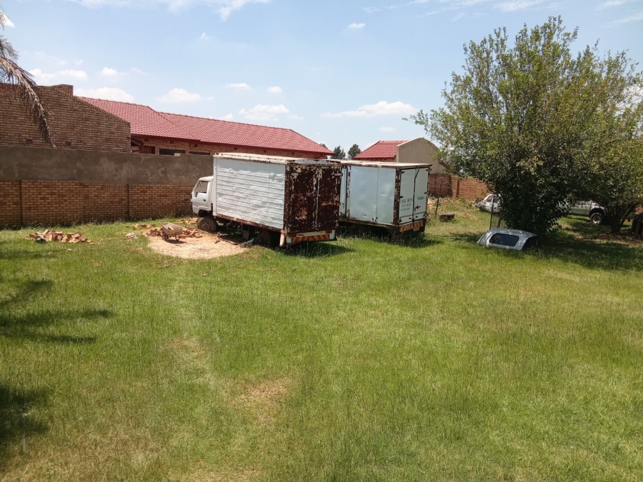 Commercial Property for Sale in Spruit View Gauteng