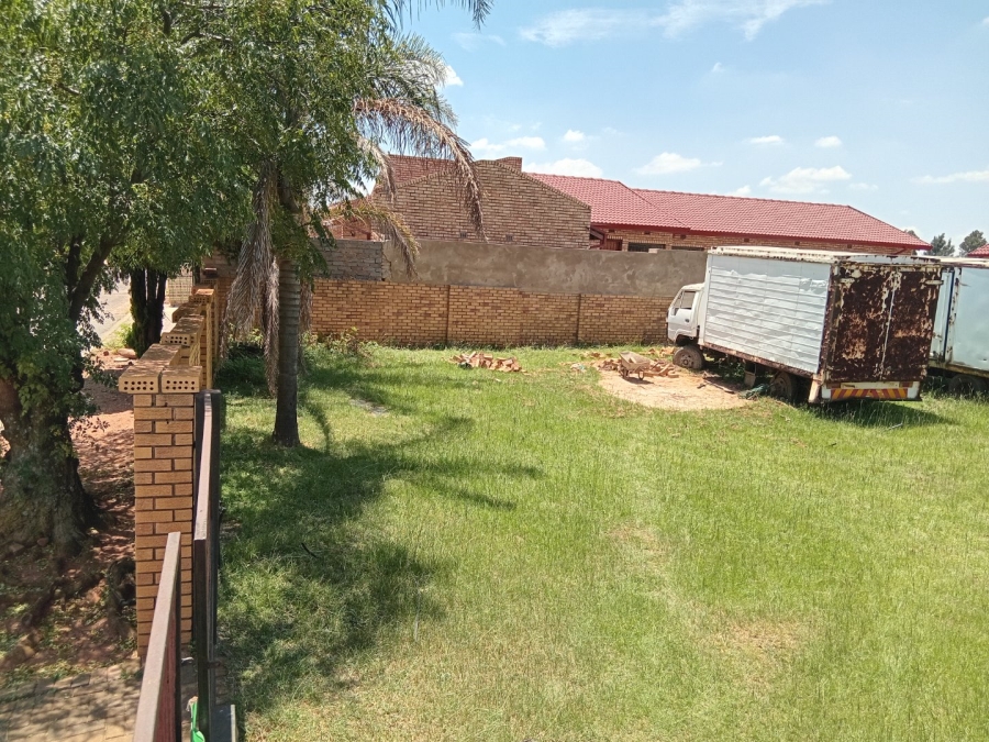Commercial Property for Sale in Spruit View Gauteng