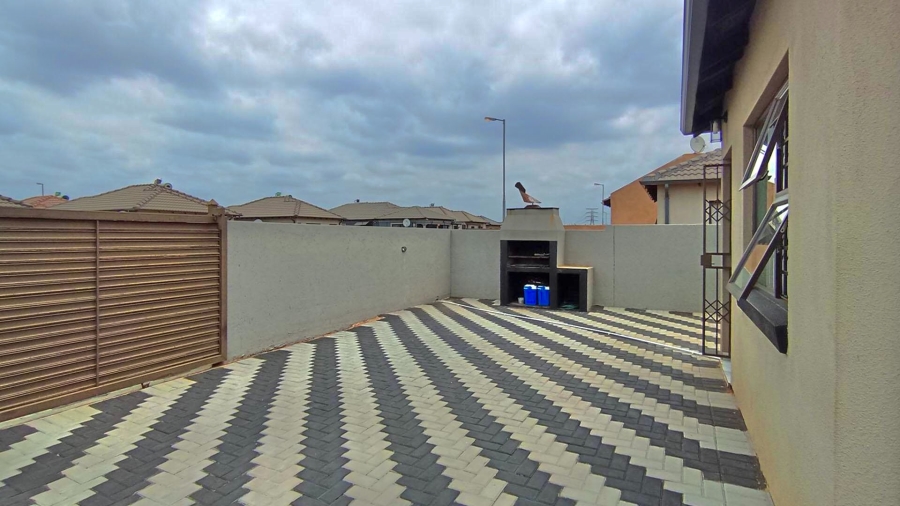 3 Bedroom Property for Sale in Soshanguve East Gauteng