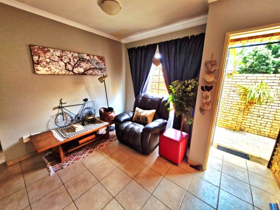 2 Bedroom Property for Sale in Montana Gauteng