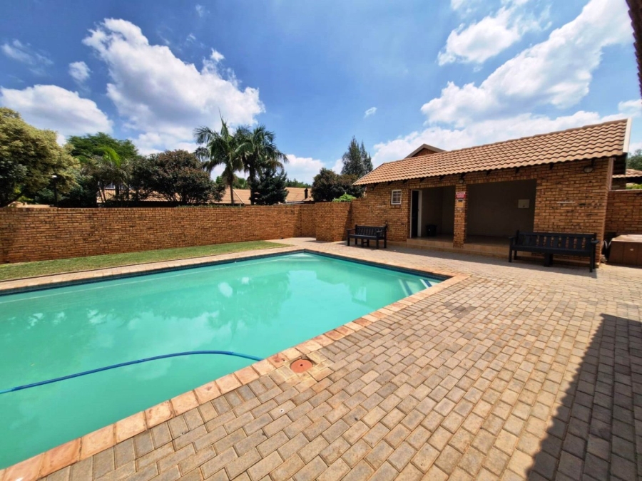 2 Bedroom Property for Sale in Montana Gauteng