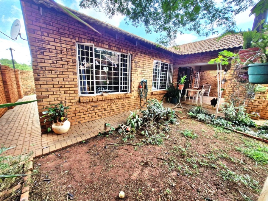 2 Bedroom Property for Sale in Montana Gauteng