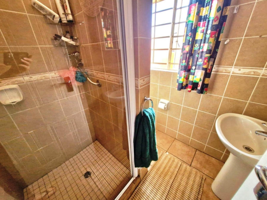 2 Bedroom Property for Sale in Montana Gauteng