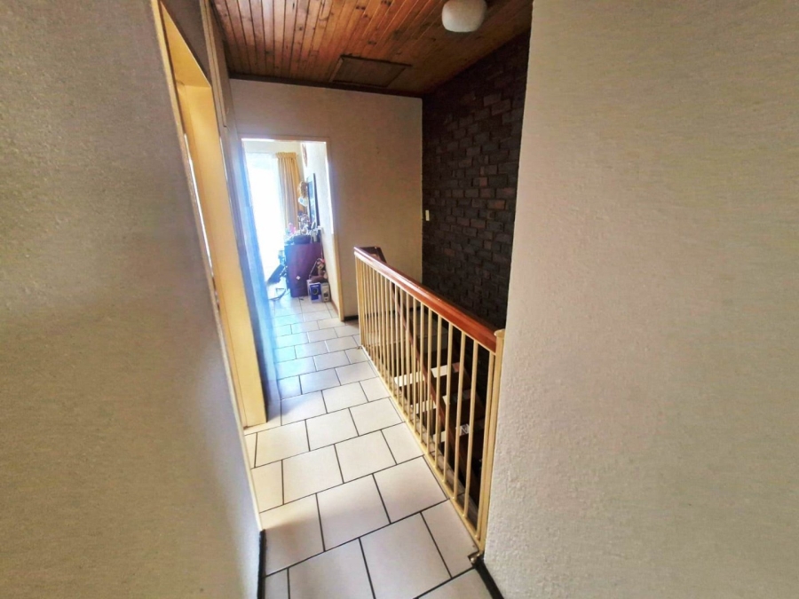 3 Bedroom Property for Sale in Sinoville Gauteng