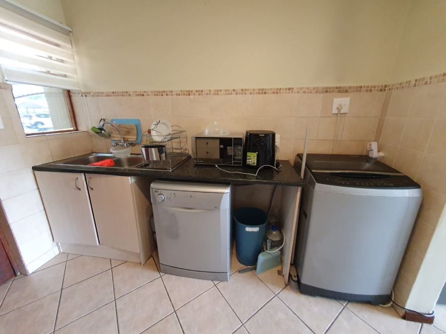 2 Bedroom Property for Sale in Montana Gauteng