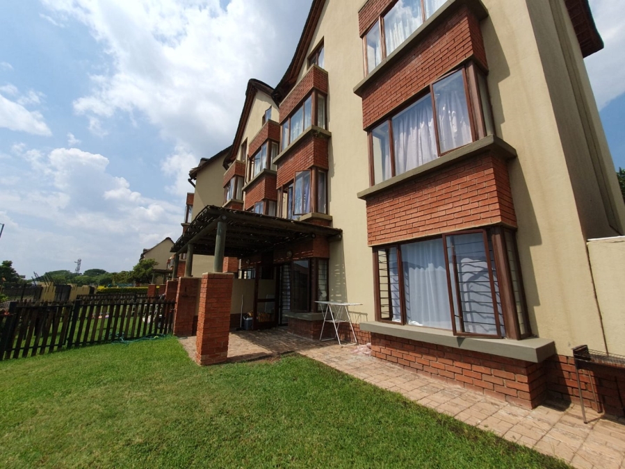 2 Bedroom Property for Sale in Montana Gauteng