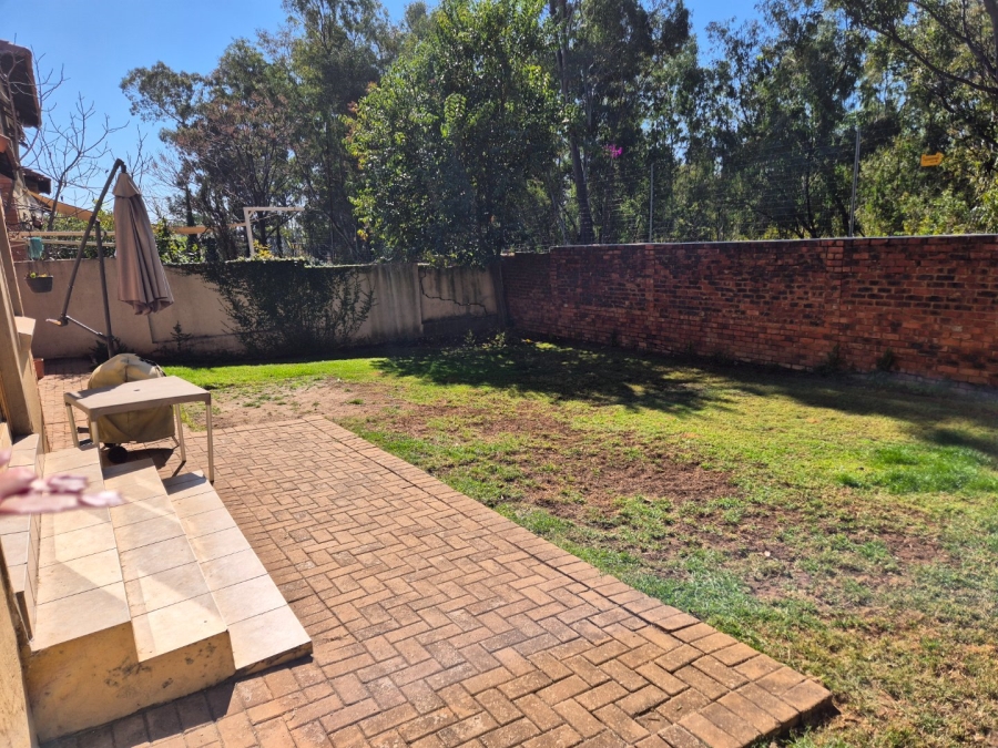 To Let 3 Bedroom Property for Rent in Equestria Gauteng