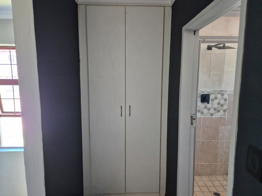 To Let 3 Bedroom Property for Rent in Equestria Gauteng