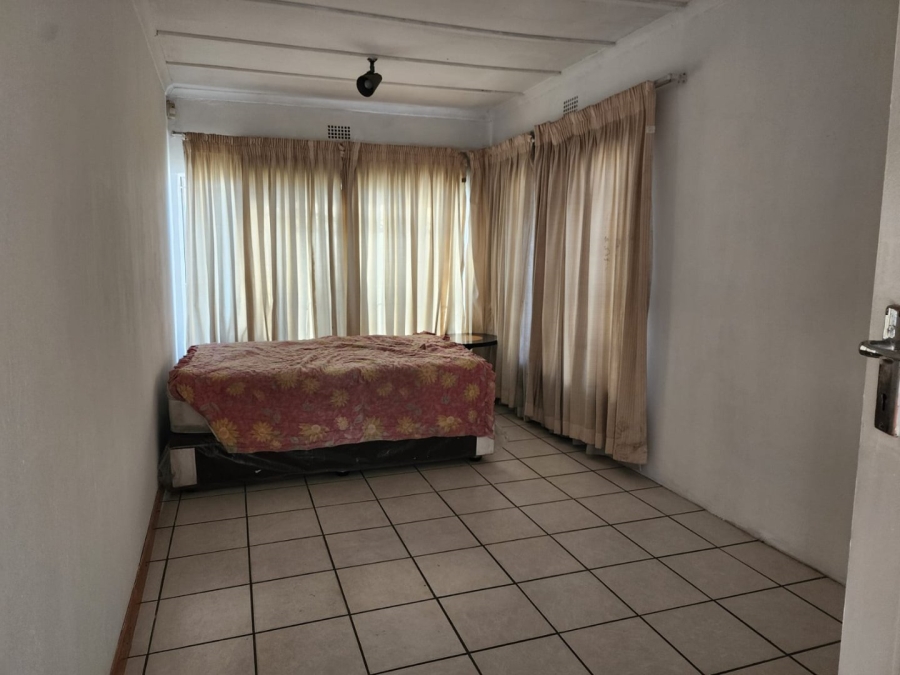 To Let 3 Bedroom Property for Rent in Croydon Gauteng