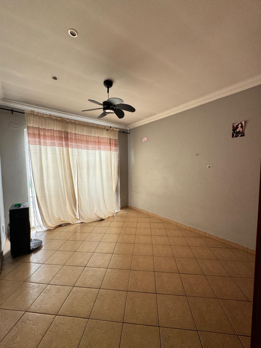 To Let 3 Bedroom Property for Rent in Amberfield Valley Gauteng