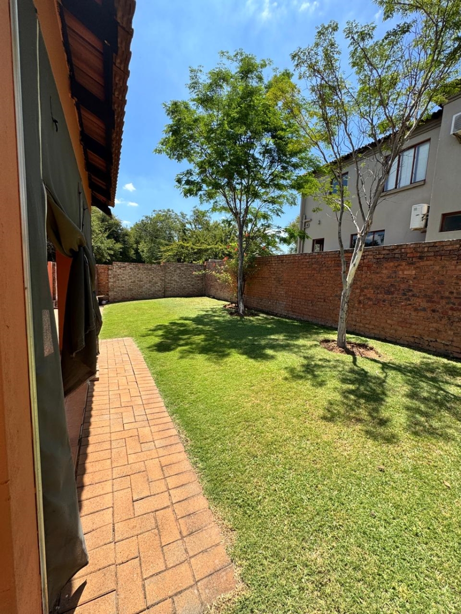 To Let 3 Bedroom Property for Rent in Amberfield Valley Gauteng