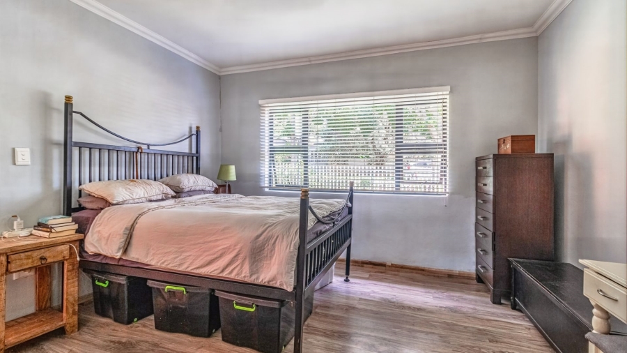 3 Bedroom Property for Sale in Lakeside Village Gauteng