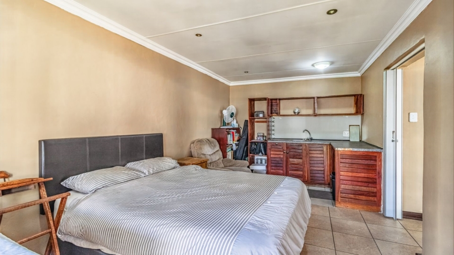 3 Bedroom Property for Sale in Lakeside Village Gauteng