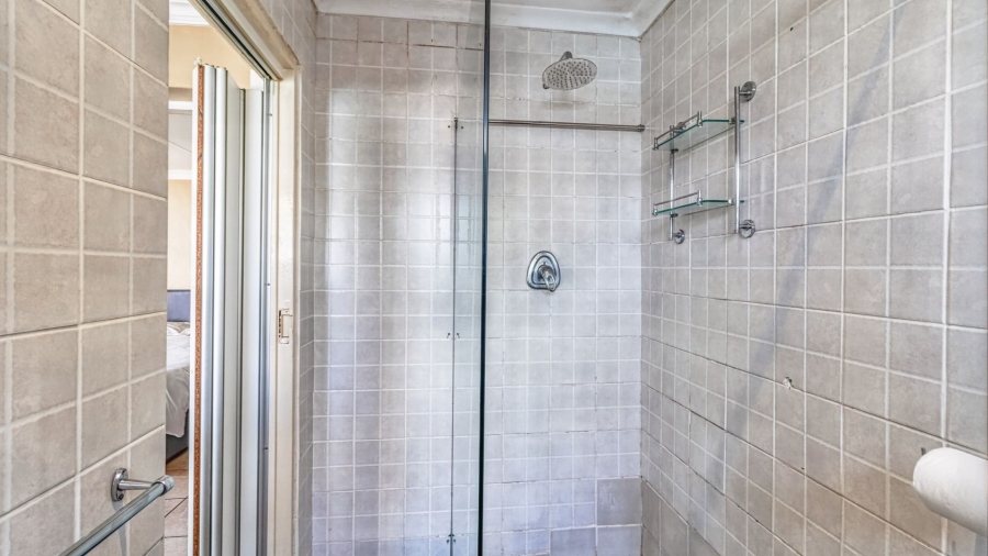 3 Bedroom Property for Sale in Lakeside Village Gauteng