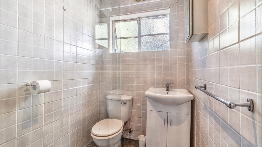 3 Bedroom Property for Sale in Lakeside Village Gauteng