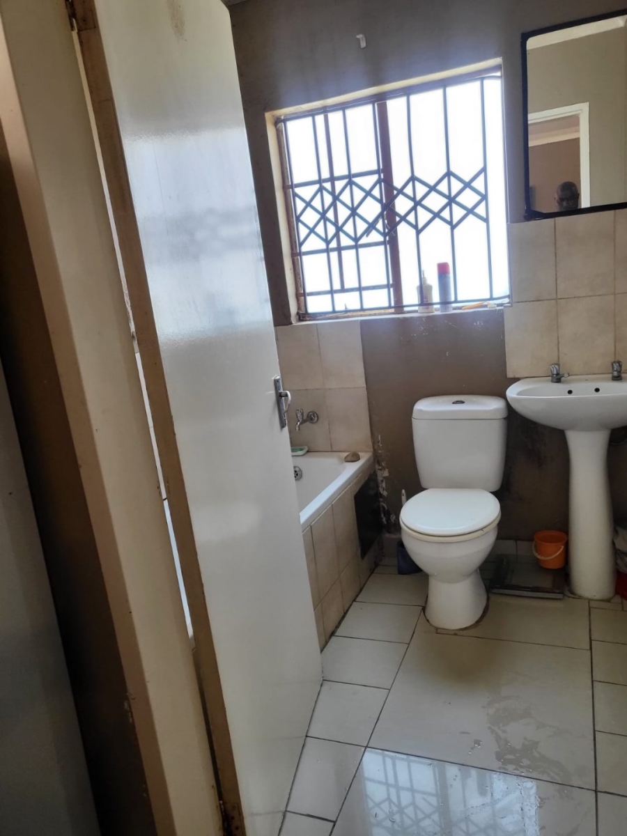  Bedroom Property for Sale in Cosmo City Gauteng