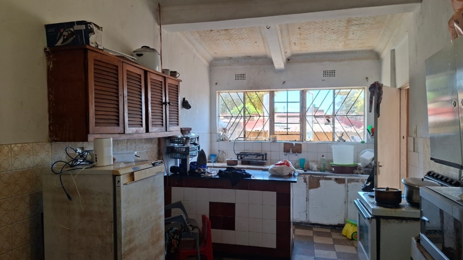  Bedroom Property for Sale in Kenilworth Gauteng