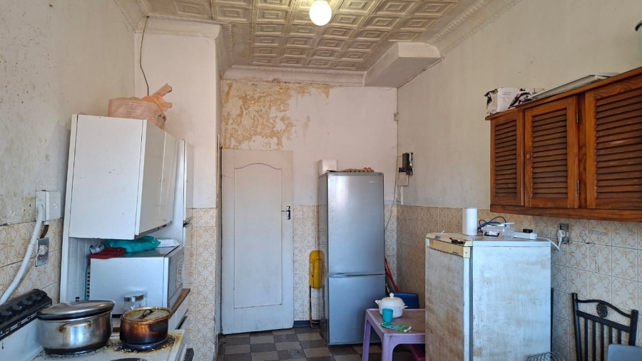  Bedroom Property for Sale in Kenilworth Gauteng