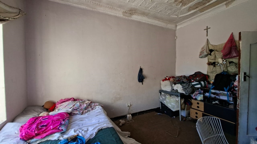  Bedroom Property for Sale in Kenilworth Gauteng