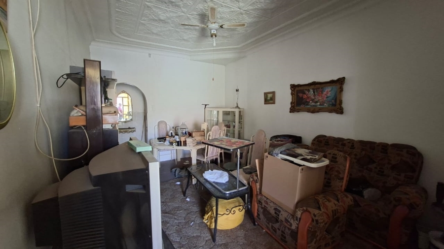  Bedroom Property for Sale in Kenilworth Gauteng