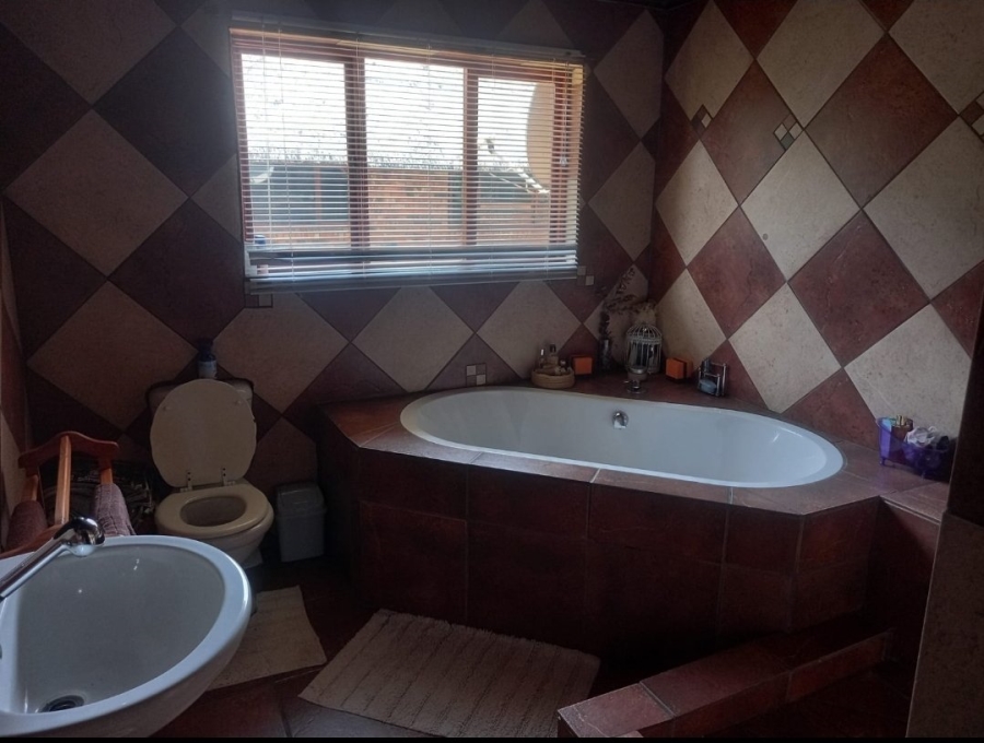 Commercial Property for Sale in Dinokeng Game Reserve Gauteng