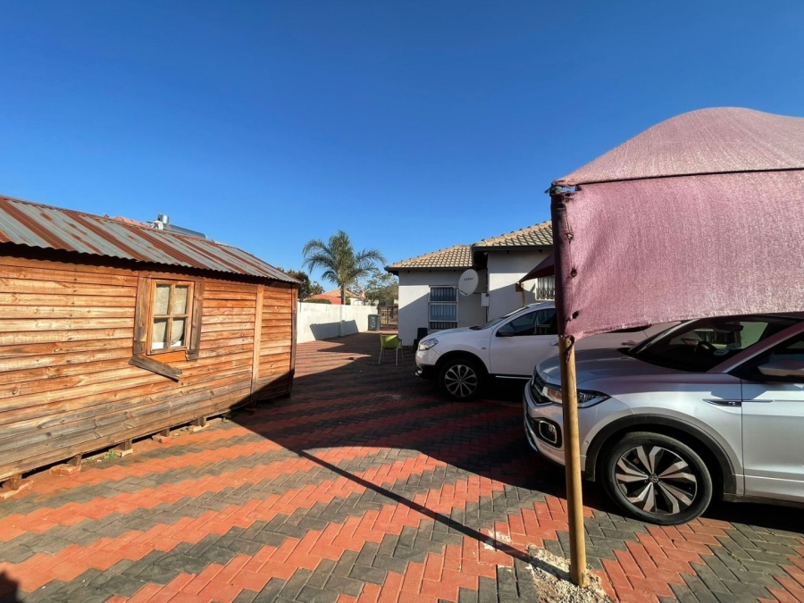 3 Bedroom Property for Sale in The Orchards Gauteng