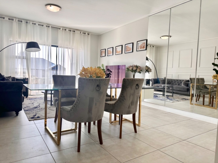 To Let 2 Bedroom Property for Rent in The Polofields Gauteng