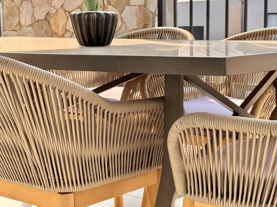 To Let 2 Bedroom Property for Rent in The Polofields Gauteng