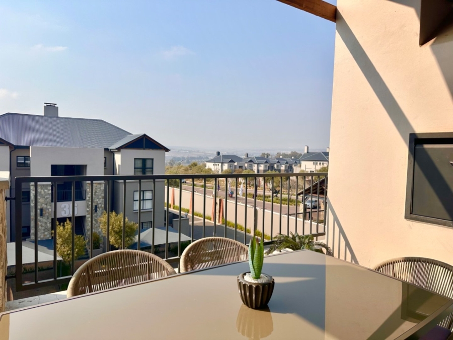 To Let 2 Bedroom Property for Rent in The Polofields Gauteng