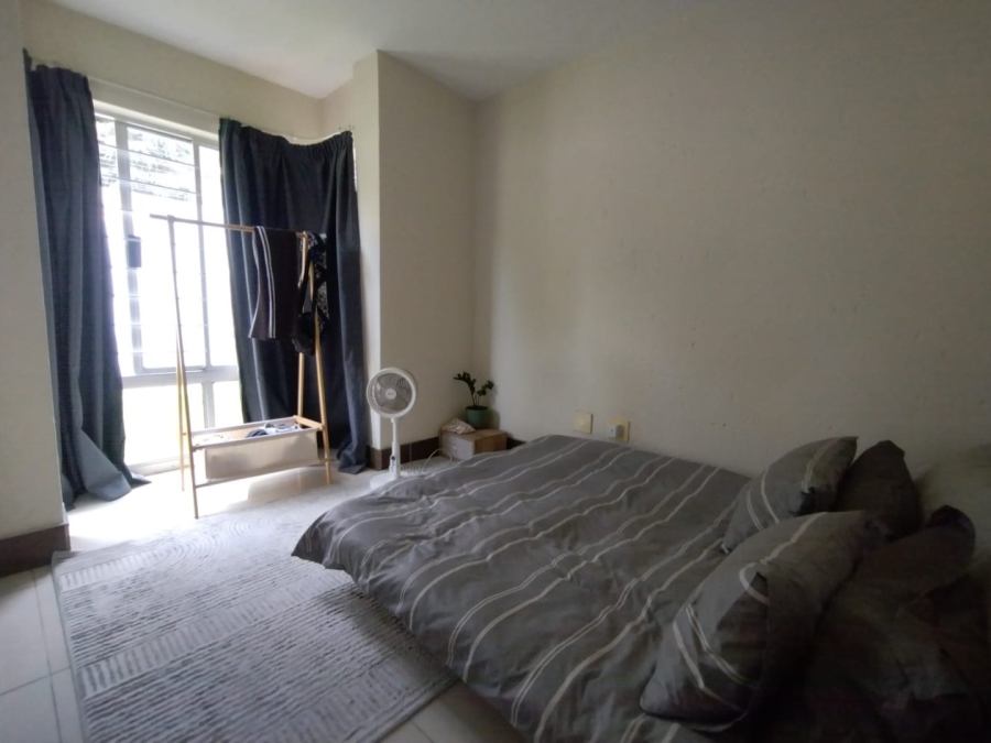 To Let 2 Bedroom Property for Rent in Houghton Estate Gauteng