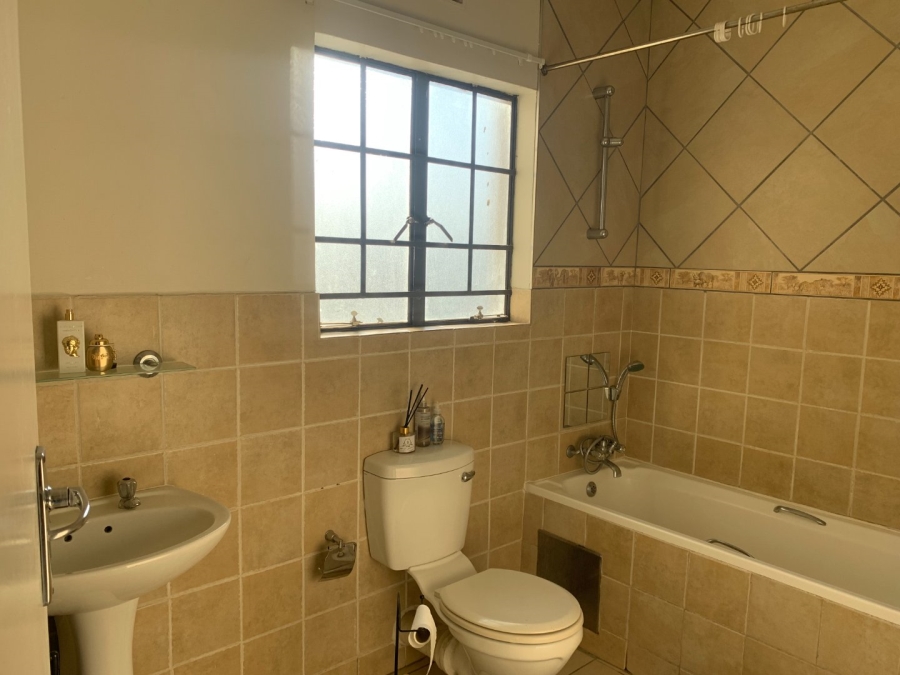 1 Bedroom Property for Sale in Halfway House Gauteng