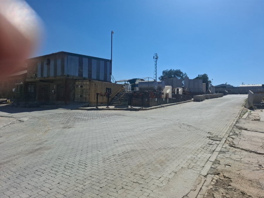 Commercial Property for Sale in Chloorkop Gauteng