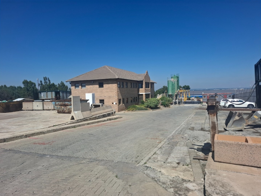 Commercial Property for Sale in Chloorkop Gauteng