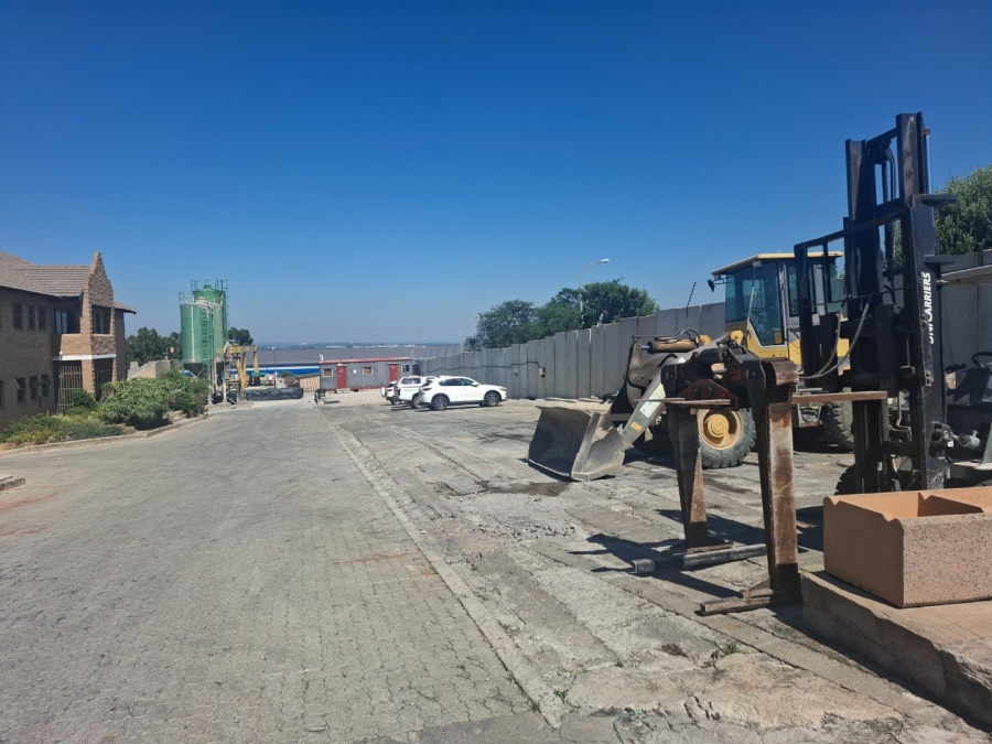 Commercial Property for Sale in Chloorkop Gauteng
