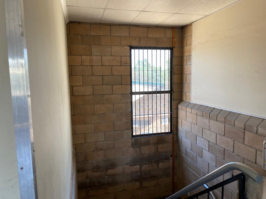 Commercial Property for Sale in Chloorkop Gauteng