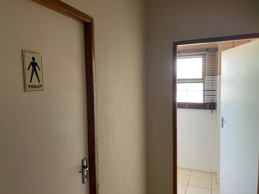 Commercial Property for Sale in Chloorkop Gauteng