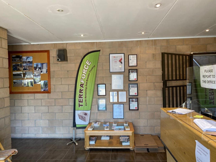 Commercial Property for Sale in Chloorkop Gauteng