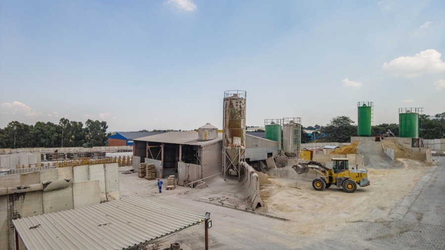  Bedroom Property for Sale in Chloorkop Gauteng