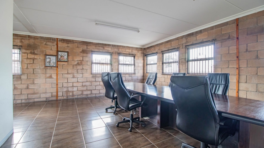  Bedroom Property for Sale in Chloorkop Gauteng