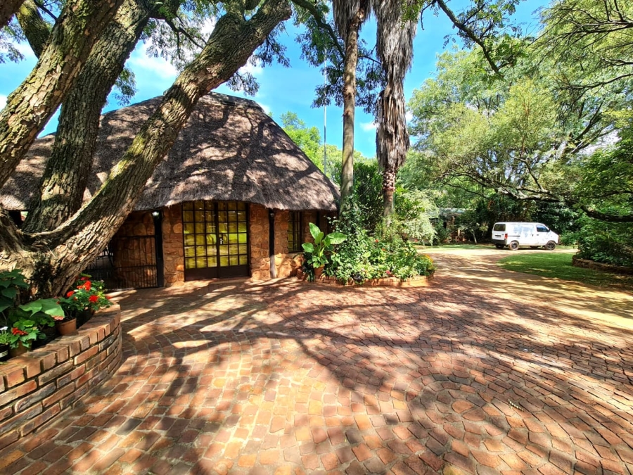 Commercial Property for Sale in Donkerhoek AH Gauteng