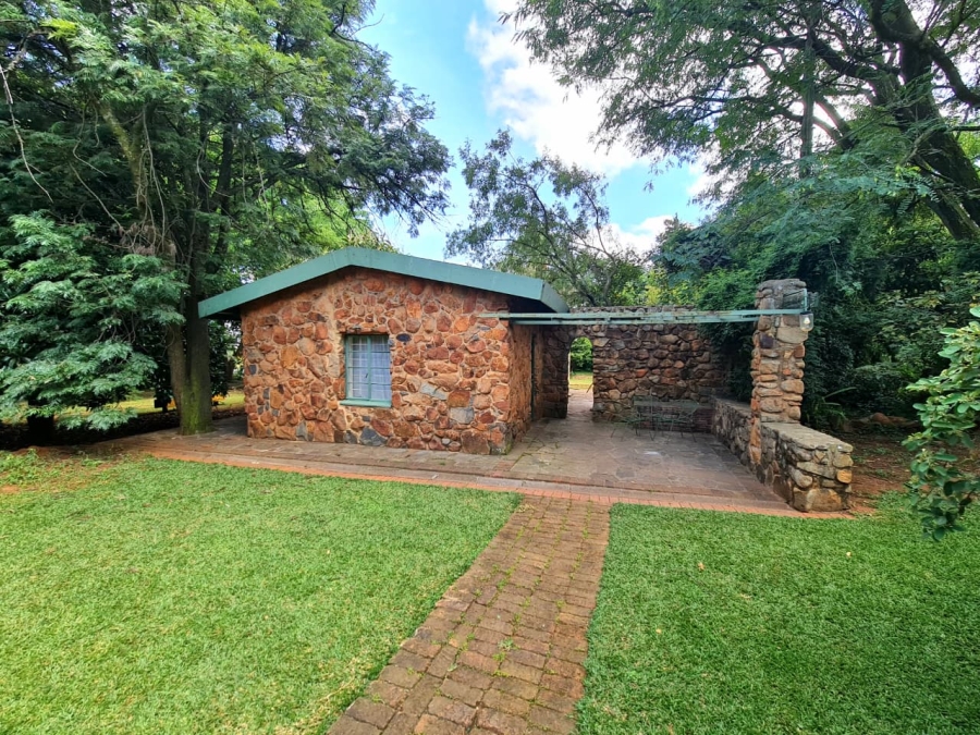 Commercial Property for Sale in Donkerhoek AH Gauteng