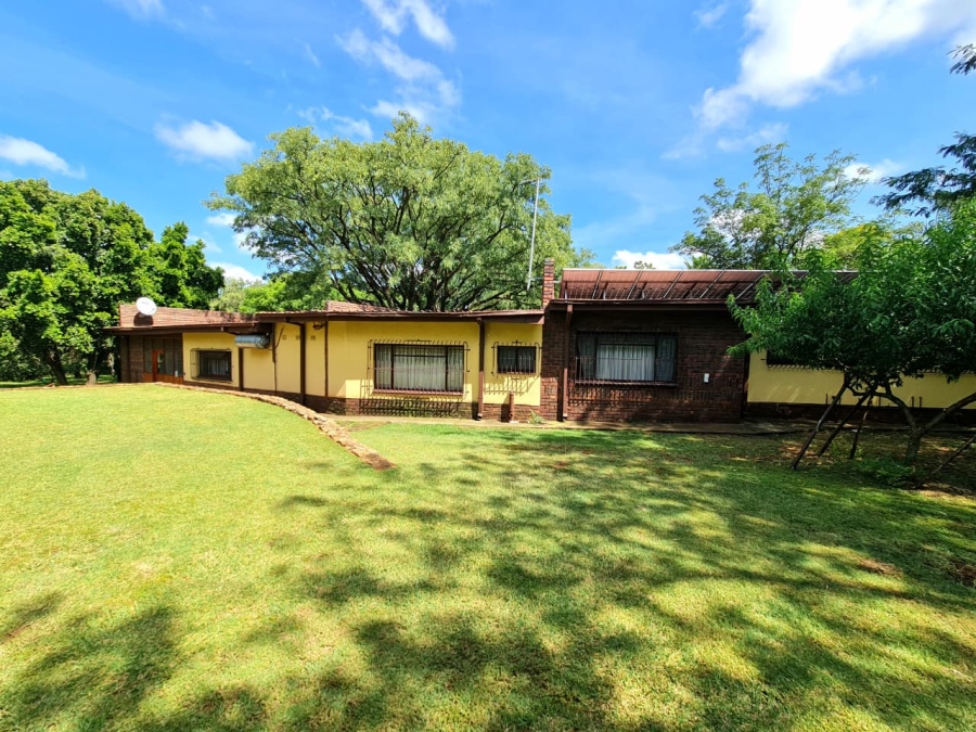 Commercial Property for Sale in Donkerhoek AH Gauteng