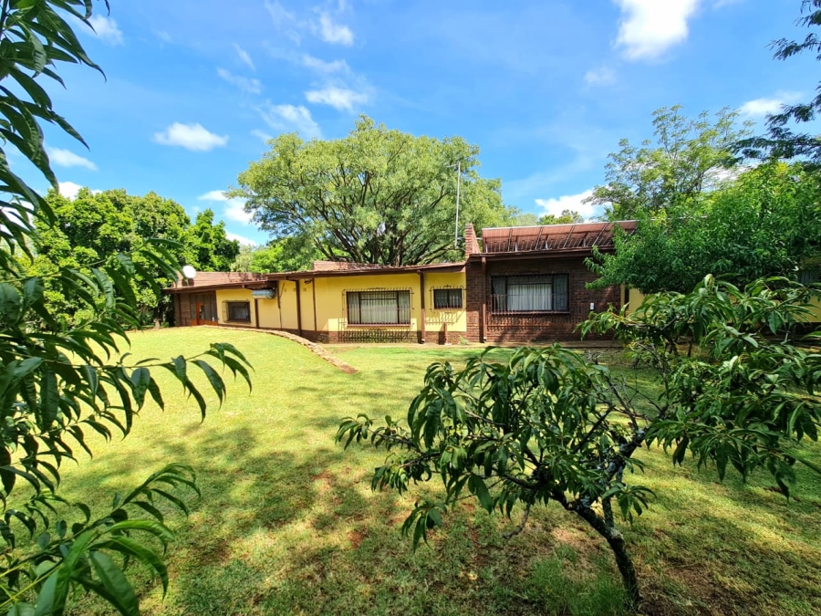 Commercial Property for Sale in Donkerhoek AH Gauteng