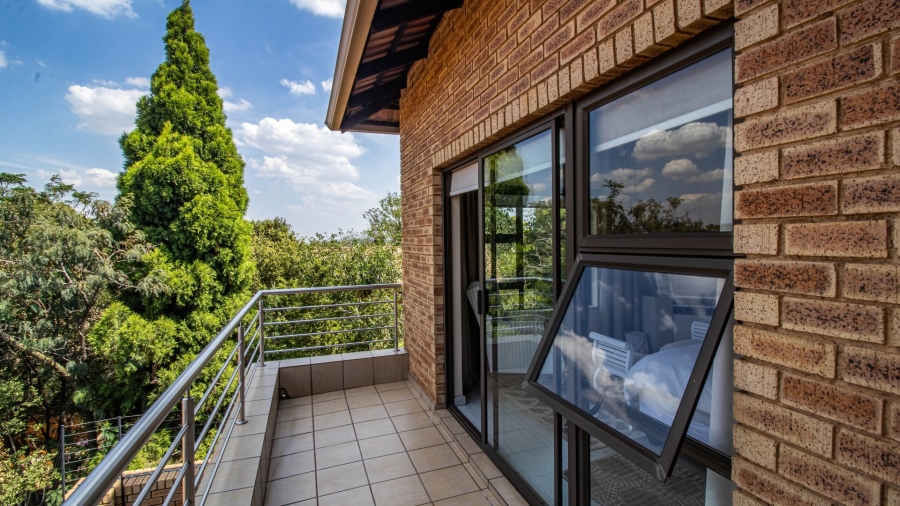 3 Bedroom Property for Sale in Mulbarton Gauteng