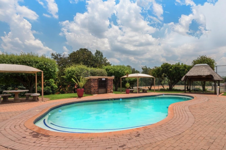 2 Bedroom Property for Sale in Primrose Hill Gauteng