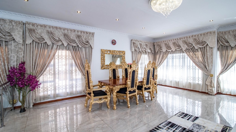 6 Bedroom Property for Sale in Bassonia Gauteng