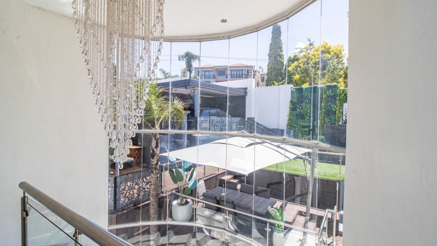 6 Bedroom Property for Sale in Bassonia Gauteng