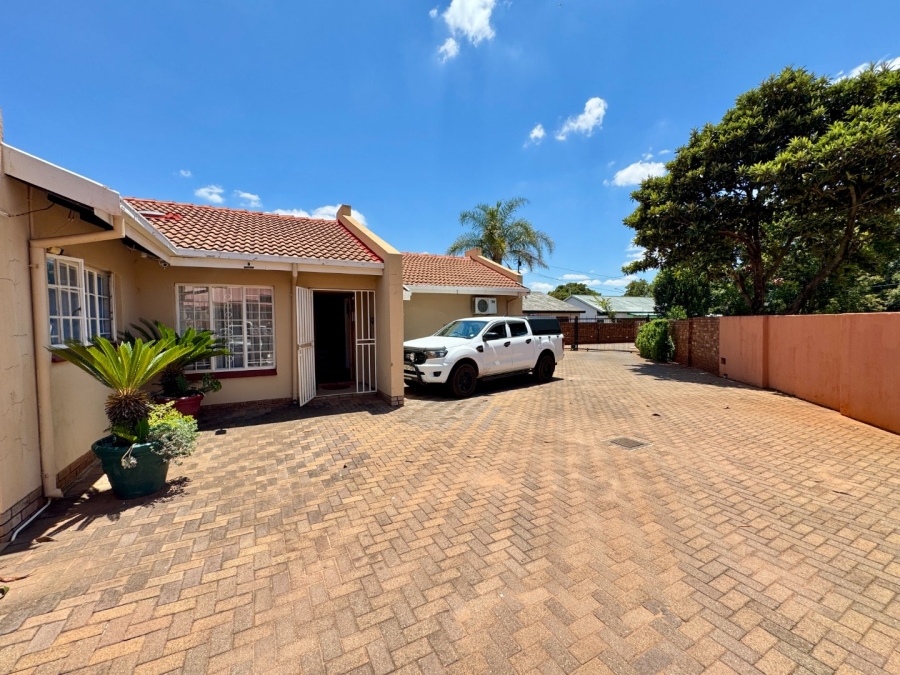 4 Bedroom Property for Sale in Lyttelton Manor Gauteng