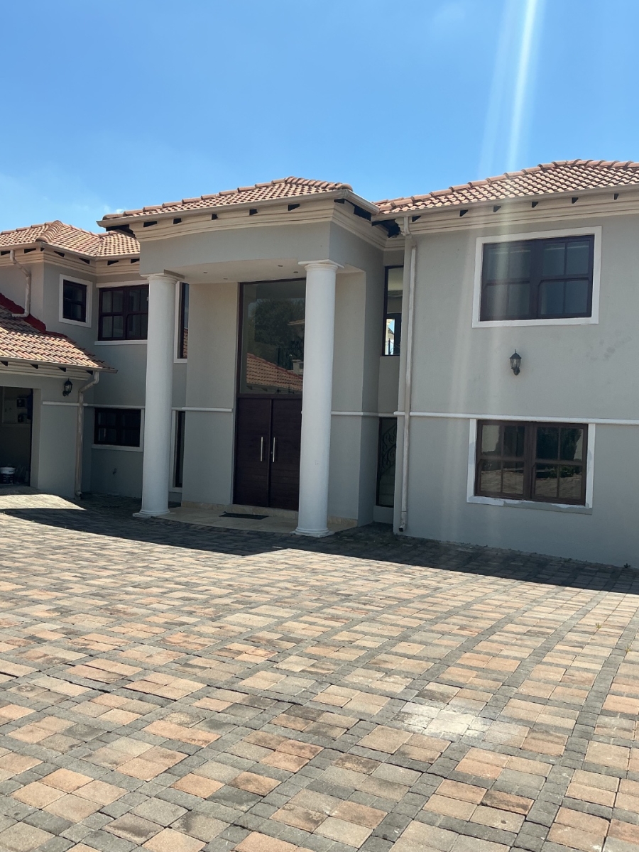 To Let 5 Bedroom Property for Rent in Blue Valley Golf Estate Gauteng