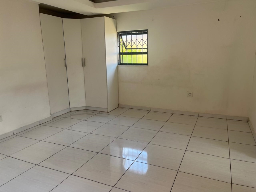 To Let 1 Bedroom Property for Rent in Glenvista Gauteng